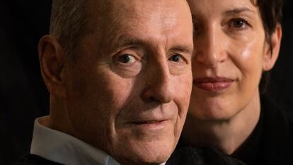 Harald Falkenberg, junto a su esposa, Larissa Hilbig.