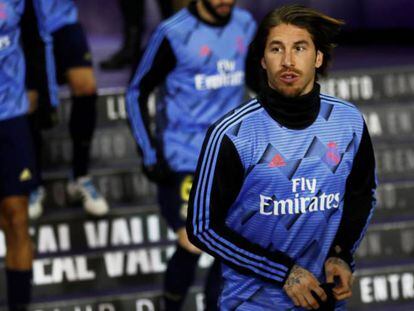 El futbolista del Real Madrid, Sergio Ramos, antes de un partido.