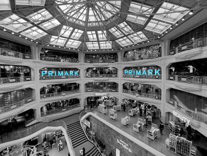 La tienda insignia de Primark en Madrid: 12.500 metros cuadrados en plena Gran Vía.