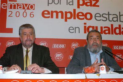 José María Fidalgo (izquierda) y Cándido Méndez, en la presentación del Primero de Mayo de 2006.