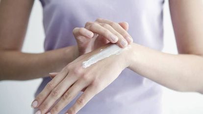 La mejor crema de manos cuesta menos de tres euros, según la OCU