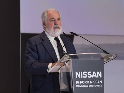 Miguel Arias Cañete, comisario europeo de Acción por el Clima y Energía, durante su intervención en el IV Foro Nissan.