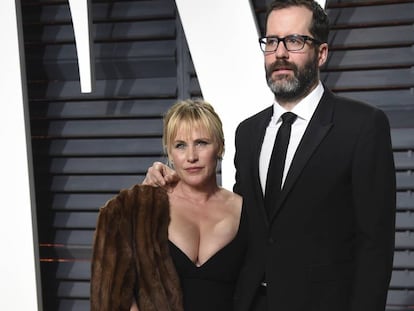 Patricia Arquette y Eric White, el la fiesta post Oscar de 2017. 