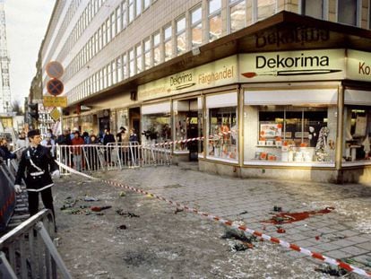 El escenario del asesinato del primer ministro sueco Olof Palme en el centro de Estocolmo, el 1 de marzo de 1986. En vídeo, las claves del caso.