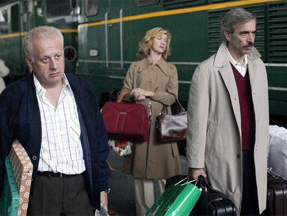 Juan Echanove, Ana Duato e Imanol Arias, en <i>Cuéntame</i>.