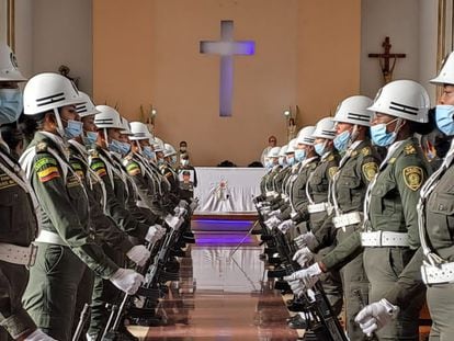 Ceremonia por todos los policías asesinados en lo que va de este año. Medellín, 27 de julio de 2022.