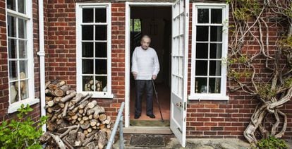 George Steiner, en su casa en Cambridge.