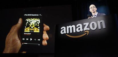 Jeff Bezos, fundador de Amazon, en la presentación del smartphone de la compañía en 2014.