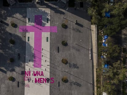 Intervención para protestar contra la violencia de género. En vídeo, la campaña de El Día Después en el día de la eliminación de la violencia contra la mujer.