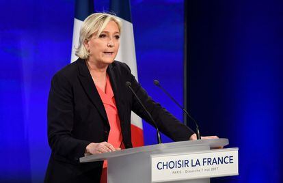 Marine Le Pen comparece ante los medios tars conocer el resultado.