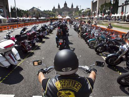 Encuentro de moteros con Harley Davidson en Barcelona en 2012.