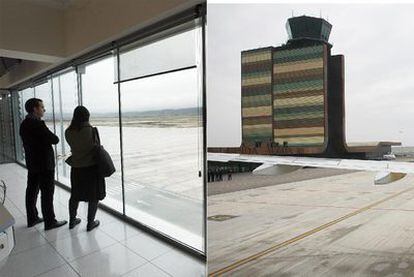 A la izquierda, el aeropuerto de Ciudad Real visto desde una sala. A la derecha, vuelo inaugural en el aeropuerto de Lleida.