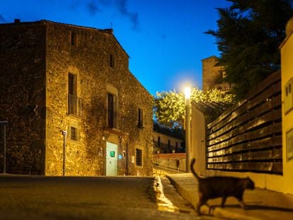 El edificio que previsiblemente se convertirá en un centro de acogida de menores migrantes.