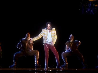 Una imagen holográfica de Michael Jackson se presenta durante los Billboard Music Awards 2014.