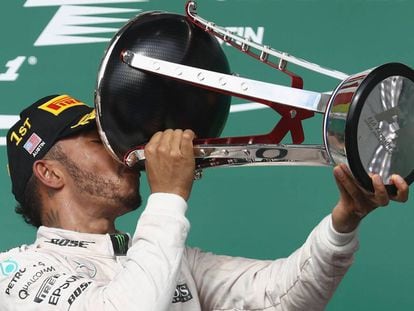 Lewis Hamilton celebra la victoria en Austin.