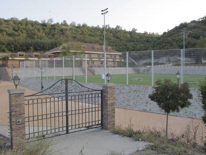 Finca de La Fontadela, en un terreno no urbanizable de Loeches.