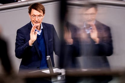 German Health Minister Karl Lauterbach on Wednesday during his speech in the Bundestag.