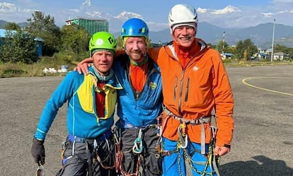 Desde la izquierda, Viacheslav Polezhaiko, Nikita Balabanov y Mikhail Fomin.