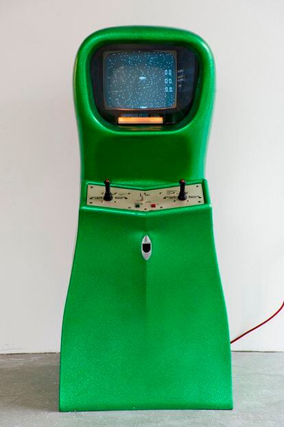 Computer Space, de 1971, el primer videojuego automático a monedas, expuesto en el Computerspiele Museum.