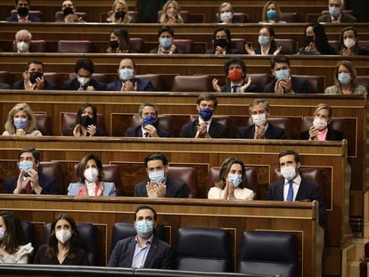 Bancada del Grupo Popular en el Congreso, el miércoles. A la derecha, en segunda fila, Pablo Casado.