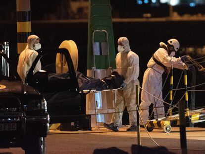 Desembarco el pasado mes de agosto de los los cuerpos de las tres mujeres ahogadas en el naufragio de una patera ocurrido en aguas cercanas a Lanzarote.