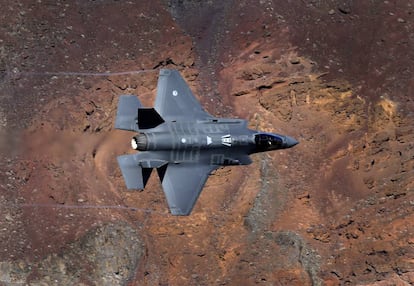 F-35A Lightning II de la firma estadounidense Lockheed Martin parara la Fuerza Aérea holandesa.