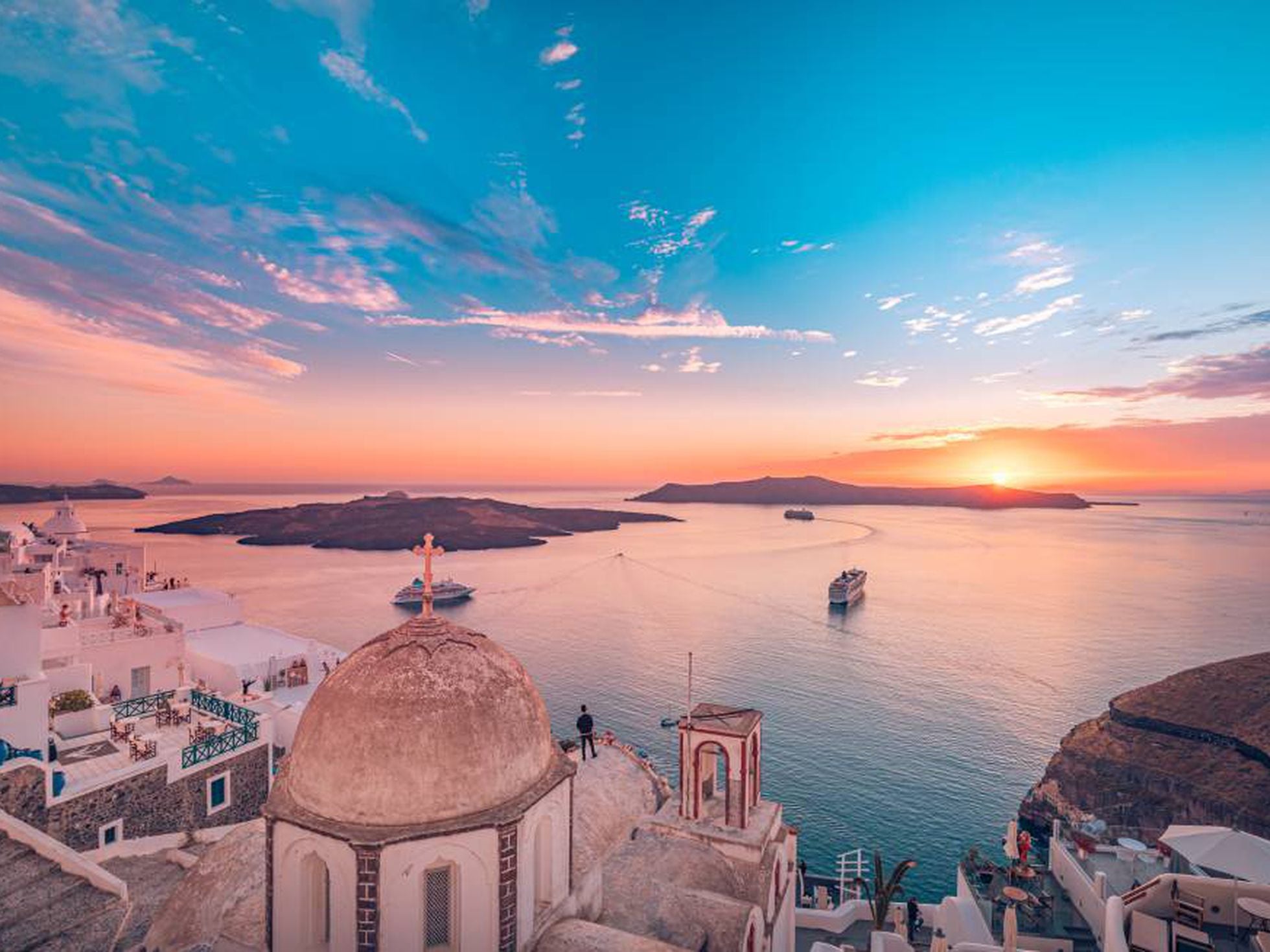 Encuentra playas con impresionantes puestas de sol para disfrutar de momentos románticos