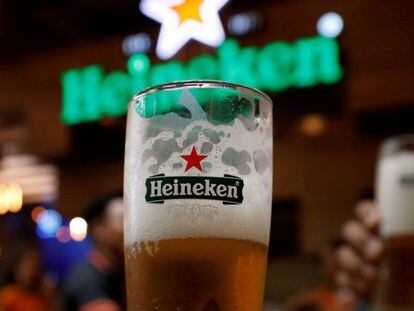 Heineken prepara 8.000 despidos y ya negocia un ERE en España