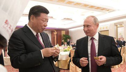 Xi Jinping y Vladímir Putin, este viernes en Tianjin (China).
