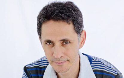 Pablo Montoya, ganador del premio de novela R&oacute;mulo Gallegos 2015.