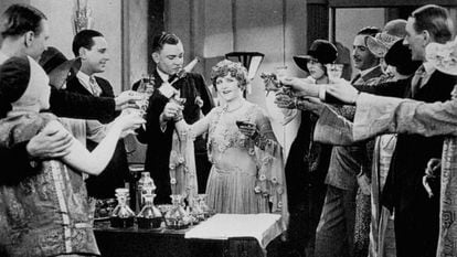 Escena de la película 'Champagne' (1928), de Alfred Hitchcock.