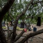 Vista del interior de un campamento de refugiados el da 11 de abril 2020 en Matamoros,Tamaulipas, Mexico. Desde el mes de enero pasado fue instalado un campamento donde se encuentran ms de 2500 migrantes de 7 diferentes nacionalidades, instalado en las orillas del Ro bravo frente al muro divisorio entre Mxico y los Estados Unidos, los migrantes esperan su resolucin de asilo poltico por parte del gobierno norteamericano. Este campamento es uno de los puntos delicados ante la epidemia de coronavirus, debido a las condiciones de hacinamiento y la precariedad de servicios bsico como, el agua y la electricidad.