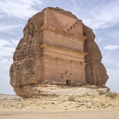 Muerto pero no enterrado. Tumba de Qasr al Farid, en Mada’in Saleh (Arabia Saudí).