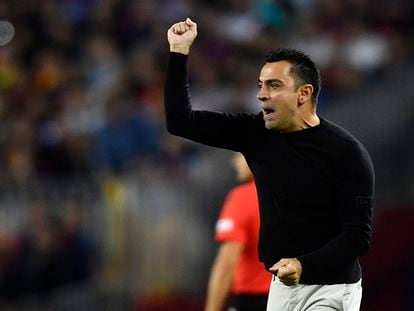 Xavi protestaba por una decisión arbitral durante el Barcelona-Inter del miércoles, en el Camp Nou.