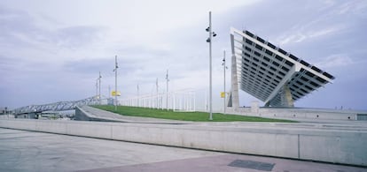 Paneles solares en el Port Forum Barcelona