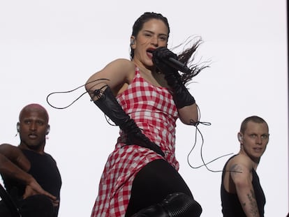 Rosalía durante su presentación en el festival Ceremonia 2023.