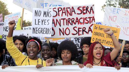 Manifestación celebrada en noviembre de 2022 en Madrid bajo el lema 'Por una sociedad sin racismo'.