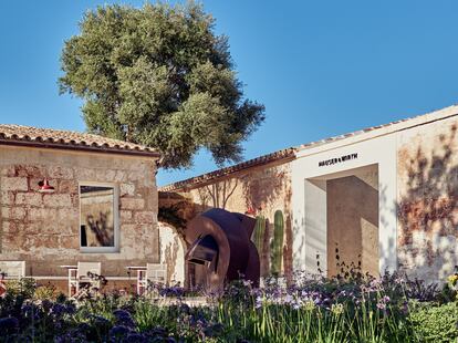Una de las entradas a Hauser & Wirth Menorca.