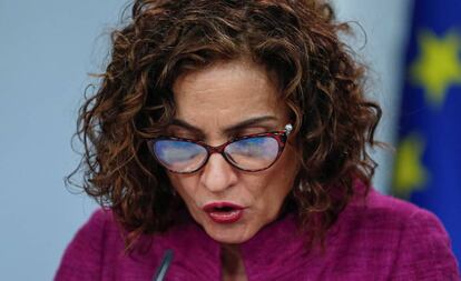 La ministra de Hacienda y portavoz del Gobierno, María Jesús Montero, en una rueda de prensa posterior al Consejo de Ministros.