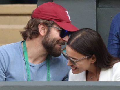 Bradley Cooper e Irina Shayk en Wimbledon.
