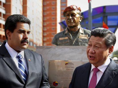 Nicolás Maduro y el presidente chino, Xi Jinping, frente a un busto de Hugo Chávez en 2014.