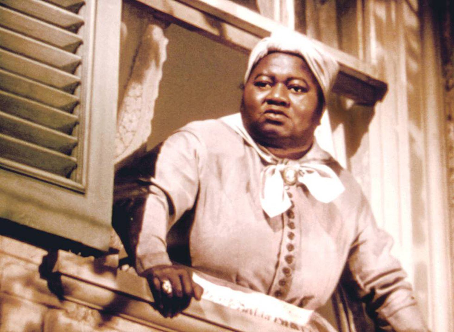 Hattie McDaniel en una escena de 'Lo que el viento se llevó'.