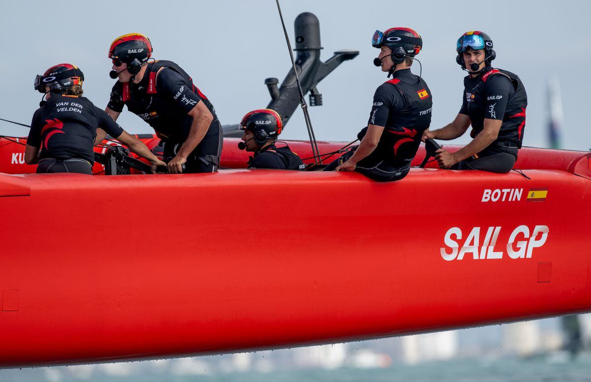 “O vuelas o te hundes”: las claves del SailGP español en vísperas de la competición de Dubái | Deportes