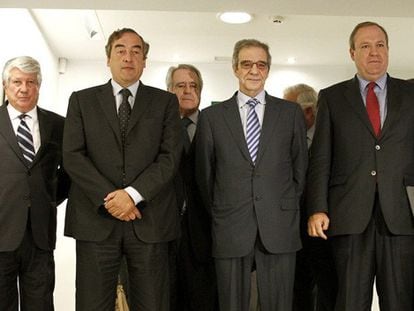 Joan Rosell y César Alierta antes de la reunión del Consejo de la Competitividad.