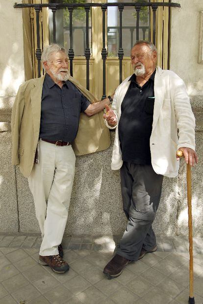 Gary Snyder, a la izquierda, junto a Jim Harrison.