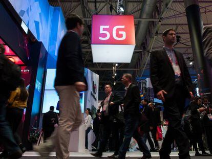 Los avances del 5G en un stand del MWC 2017 de Barcelona.