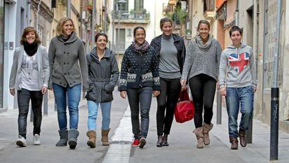 De izquierda a derecha, Lourdes Domínguez, María José Martínez, Nuria Llagostera, Silvia Soler, Garbiñe Muguruza, Laura Pons y Carla Suárez.