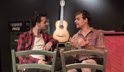Fernando Tielve (izquierda) y Ferran Vilajosana protagonizan 'No soy Dean Moriarty'.