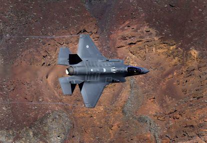 F-35A Lightning II de la firma estadounidense Lockheed Martin parara la Fuerza Aérea holandesa.