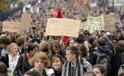 Manifestación de jóvenes en Rennes, en el oeste de France, contra la reforma de la pensiones.